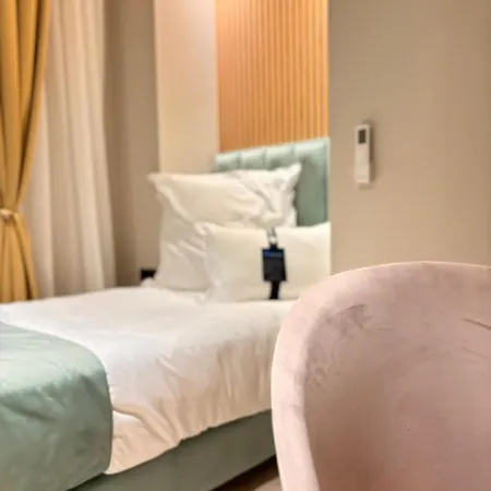 Clipa Hotel Drobeta Turnu Severin