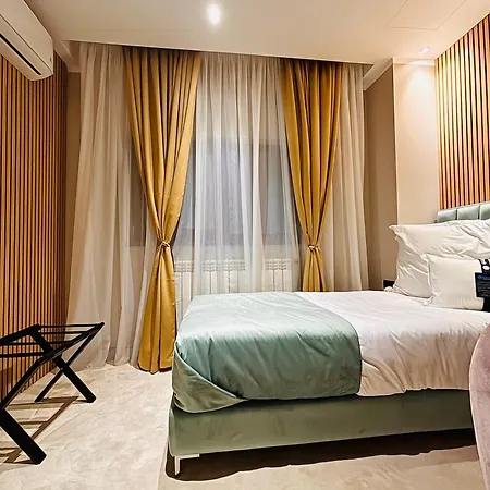 Clipa Hotel 3*